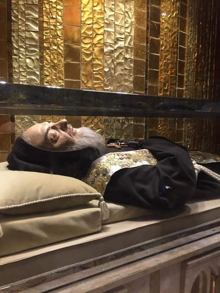 JustAdaugoijele's tweet photo. POWERFUL HEALING PRAYER ATTRIBUTED TO SAINT PADRE PIO

Heavenly Father, I thank You for loving me. I thank You for sending Your Son, Our Lord Jesus Christ, to the world to save and to set me free. I trust in Your power and grace that sustain and restore me.

Loving Father, touch me now with Your healing hands, for I believe that Your will is for me to be well in mind, body, soul and spirit. Cover me with the most precious blood of Your Son, our Lord, Jesus Christ from the top of my head to the soles of my feet.

Cast out anything that should not be in me. Root out any unhealthy and abnormal cells. Open any blocked arteries or veins and rebuild and replenish any damaged areas. Remove all inflammation and cleanse any infection by the power of Jesus’ precious blood.

Let the fire of Your healing love pass through my entire body to heal and make new any diseased areas so that my body will function the way You created it to function. Touch also my mind and my emotion, even the deepest recesses of my heart.

Saturate my entire being with Your presence, love, joy and peace and draw me ever closer to You every moment of my life. And Father, fill me with Your Holy Spirit and empower me to do Your works so that my life will bring glory and honour to Your holy name.
 I ask this in the name of the Lord Jesus Christ.

Amen.