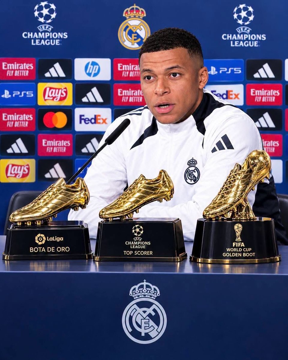 BabensChoyer's tweet photo. @Loguito6 Mbappé ballon d’or https://t.co/z2ULBFIlE0