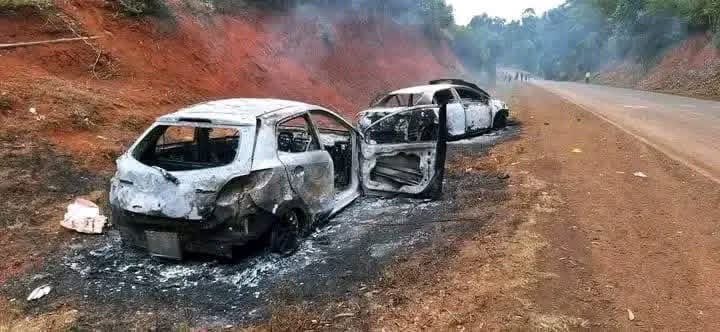 Kibet_bull's tweet photo. This burnt cars are Axio and Demio. Kwani Kindiki anatumia Demio nowadays? https://t.co/EAH1IcmHKM