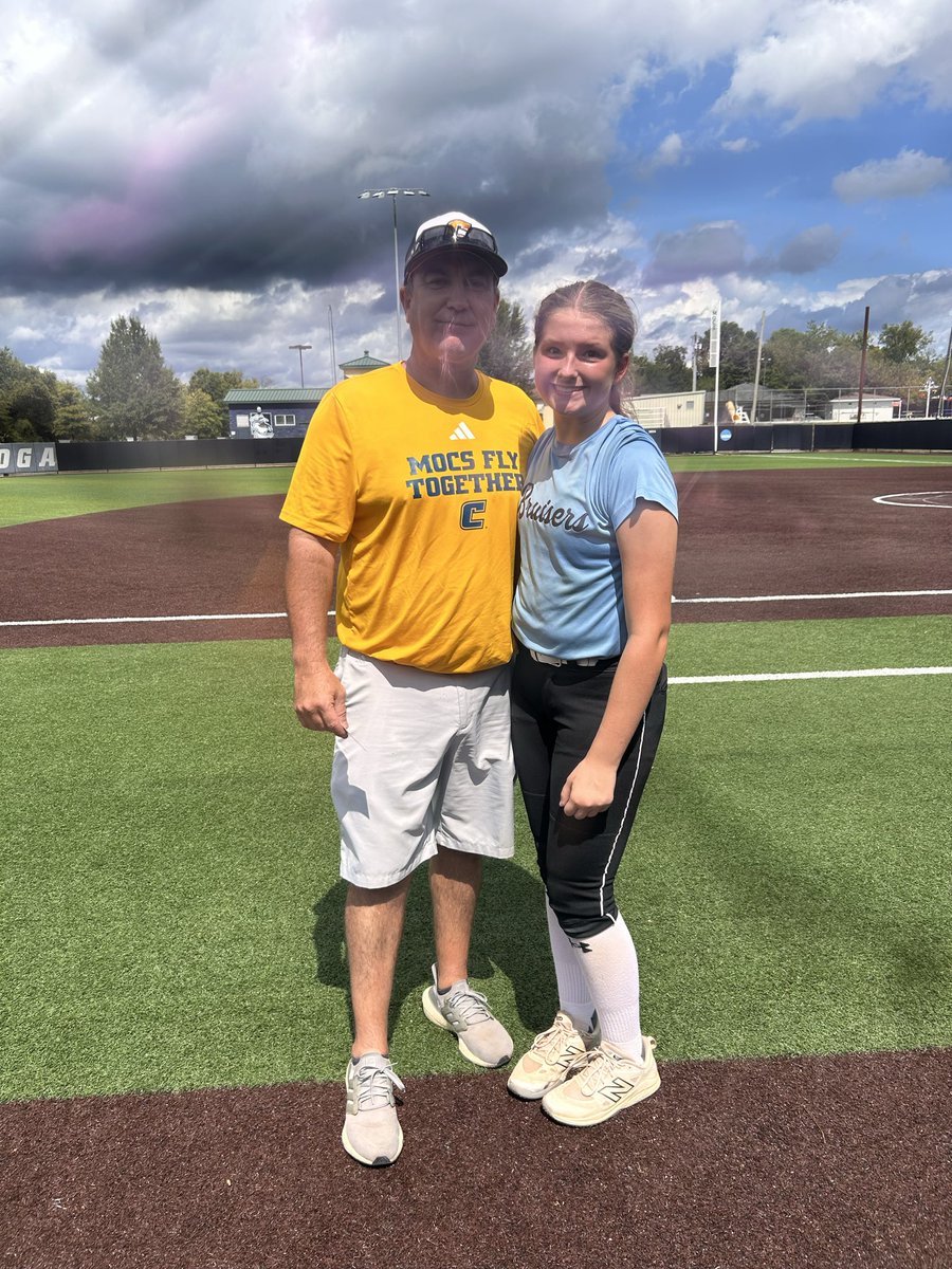 AddisonJones423's tweet photo. I had an amazing time at the @GoMocsSB prospect skills camp. I learned a lot and picked up new skills and drills to take with me while I continue my softball journey. Thank you @DonaldgPickett and the UTC Mocs staff! https://t.co/S60j3YKVnn