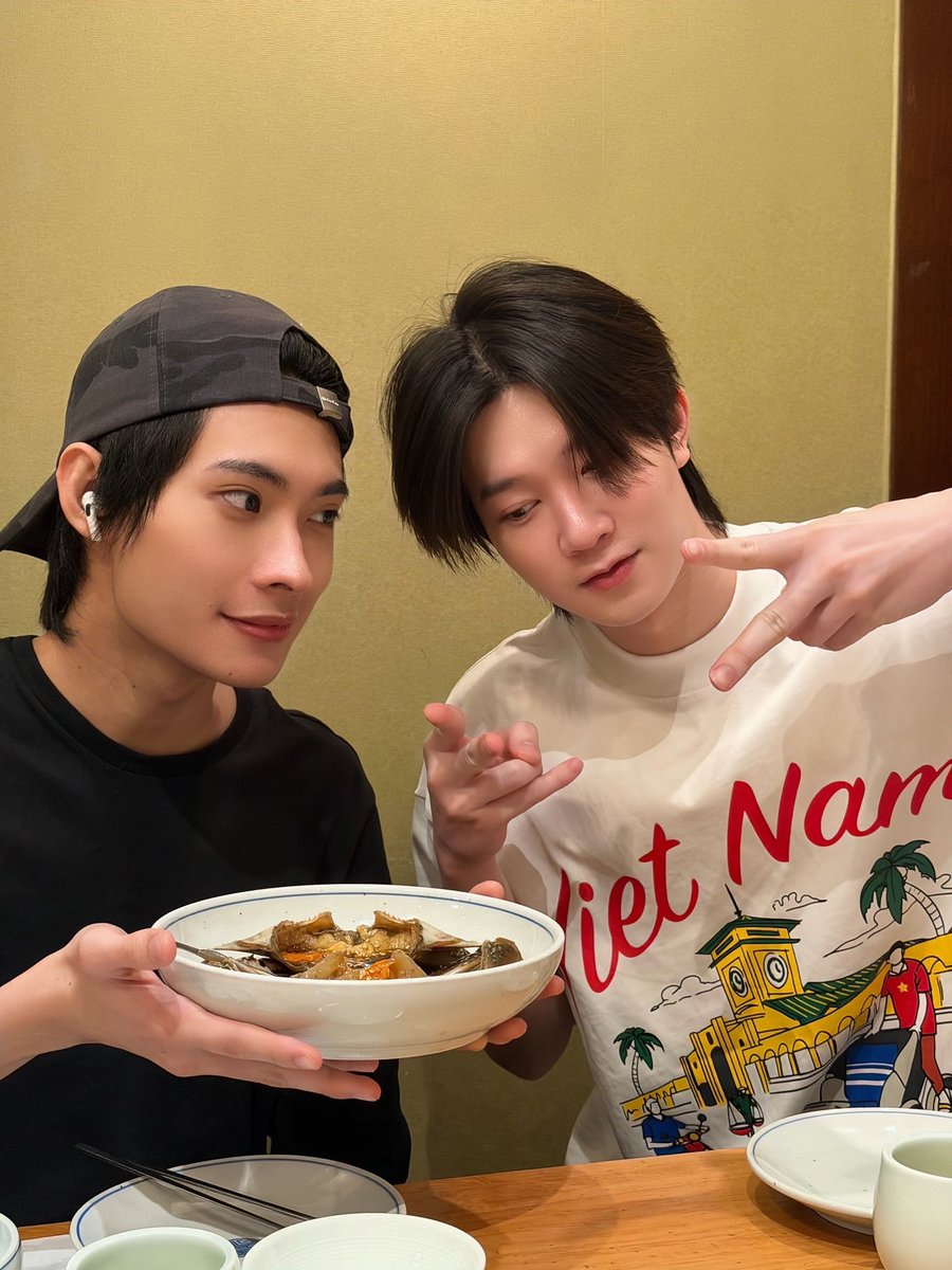tutorkrp_brasil's tweet photo. TutorYim atualização do X via wstory_0501 dia 12/09/26.
Muito amoor 🥰
#TutorYim https://t.co/c0GAbN9Xeh