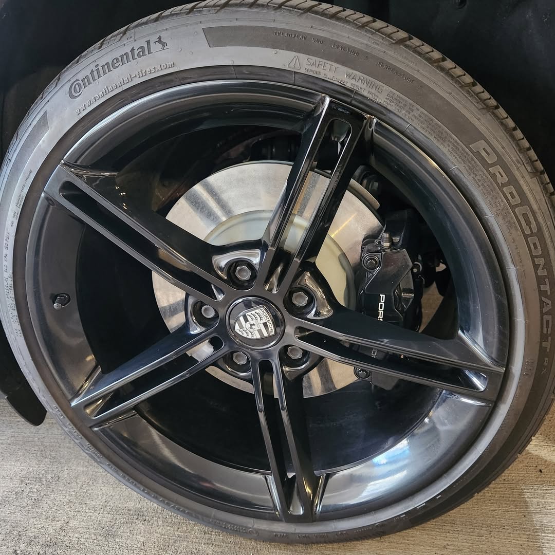 IraidaSchwer's tweet photo. From minor road rash repairs to a complete wheel color transformation, we’ve got you covered. Paint and powder coating available. Book your appointment today: 813-568-5243 https://t.co/YmPPukycIX