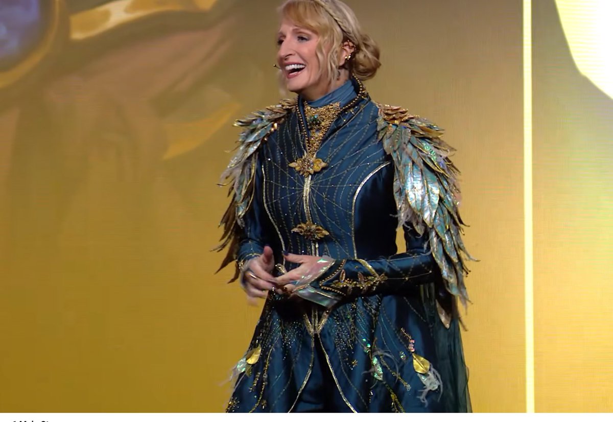 Kafikene's tweet photo. This is how u dress when presenting at Blizzcon yessssssss

Best dressed 10000% https://t.co/B9r2GD0fnr