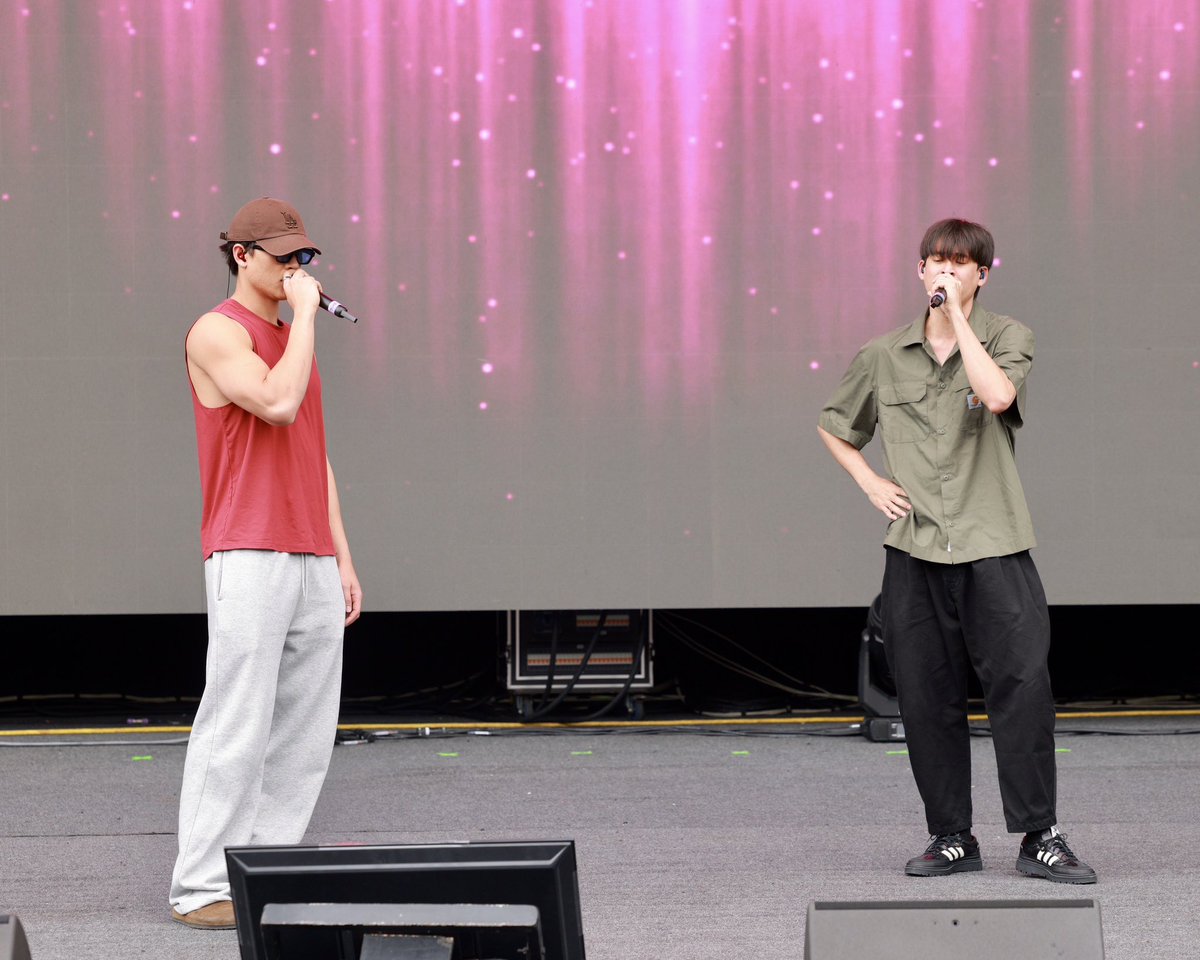 GMMTV's tweet photo. Rehearsals are done! We’re all ready to have some fun with our Peru fans. See you soon!

#OLFDreamOninPeru
#GMMTV https://t.co/x1G2SSy7Jo