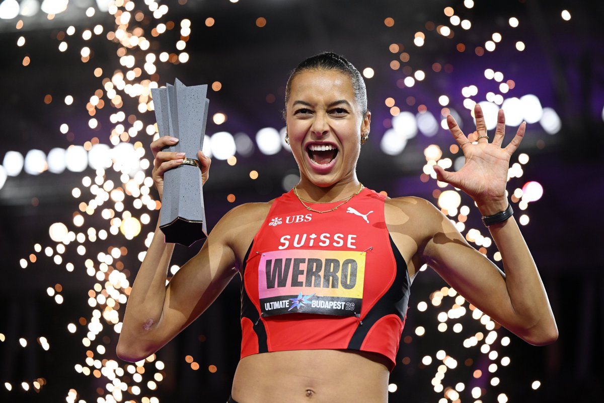 WorldAthletics's tweet photo. The season of her life ❤️

Audrey Werro caps off an unbelievable and unbeaten season over 800m by winning the Ultimate title in 1:55.88 ✨

#WorldAthleticsUltimate https://t.co/nJ1qspwPhD