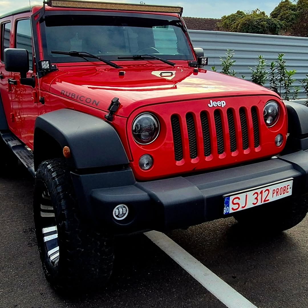 ArmandaTelolqq's tweet photo. Jeep Wrangler Rubicon Unlimited 2. 8 CRD AT, 2016, Euro 5. 4x4, diferențial blocabil, piele, scaune încălzite, climatizare, Bluetooth. 27. 990 euro TVA inclus. Garanție minim 1 an, finanțare și buy-back disponibile. https://t.co/GXZXQ9lRrI