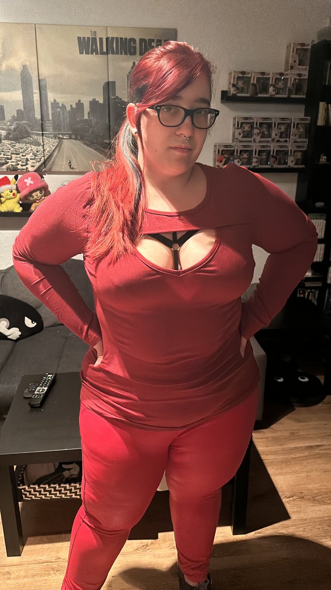 LadyJosefiine's tweet photo. Dein Konto ist mein Spielplatz. Ich spiele, bis es leer ist.
#findom #paypig #zahlsklave #GoddessBody https://t.co/MbhU3x9Jb0