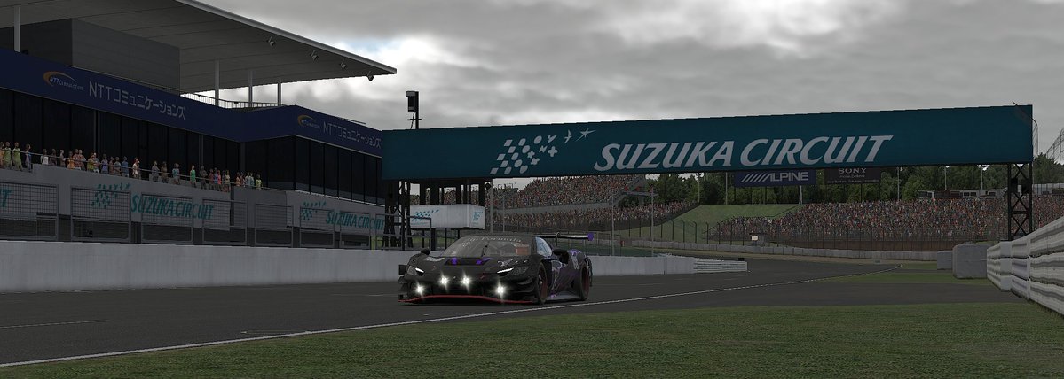 OKZ_001's tweet photo. 鈴鹿1000km
time slot3 Q2→R2
我々にとってベストリザルトでした！
NITORI RACINGさんの無交換作戦にやられそうでしたが
なんとか抑えきれて良かったです😊 https://t.co/vkjjPGKRTx