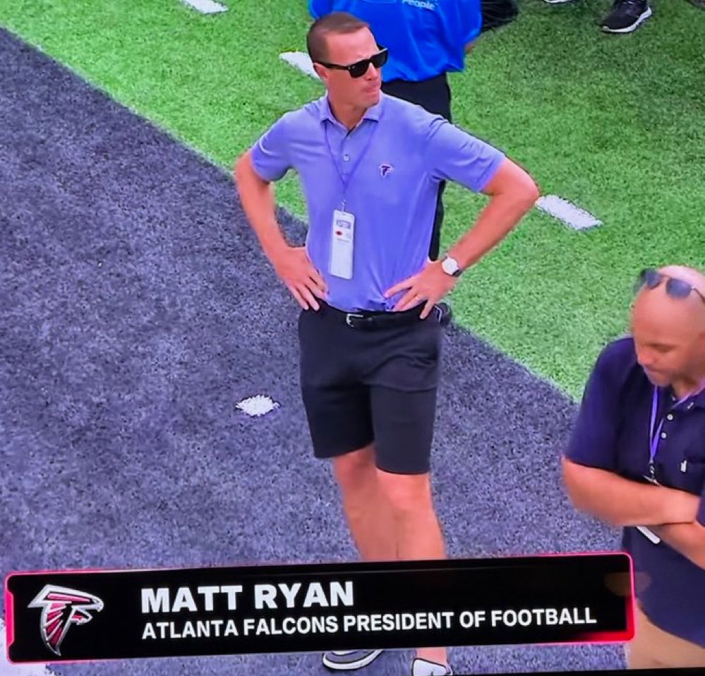 680TheFan's tweet photo. Falcons President Matt Ryan and GM Ian Cunningham are in attendance for Oregon vs. Oklahoma State today, getting an in-person look at two of college football’s top quarterback prospects: Dante Moore and Drew Mestemaker.

Falcons getting an early start on 2027 draft prep 👀 https://t.co/7O1XtU9oZ1
