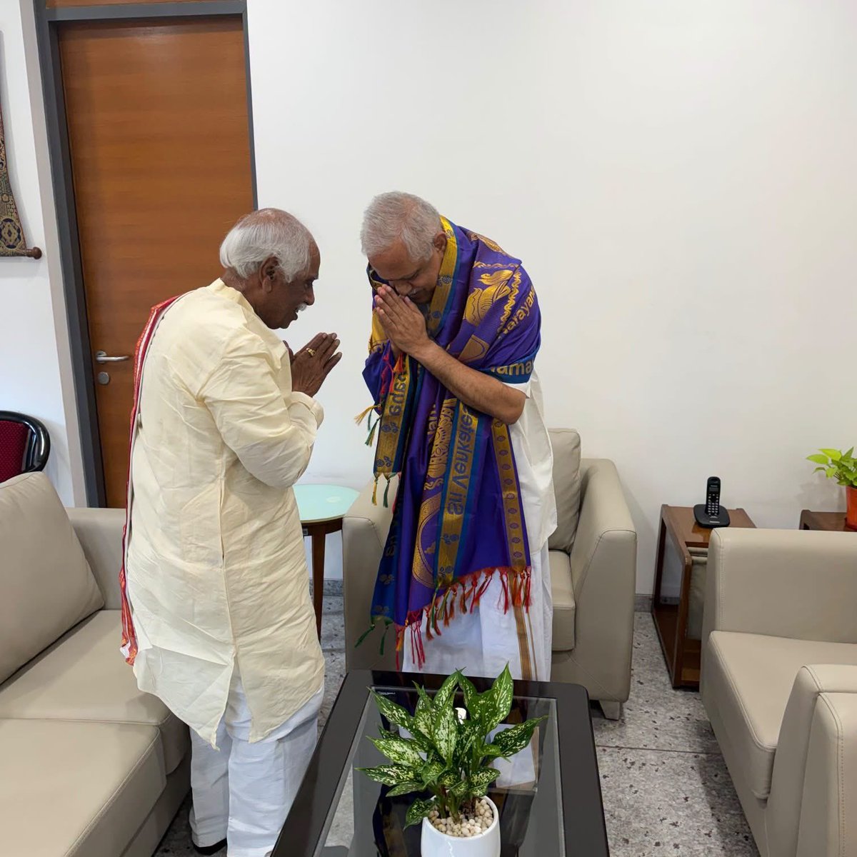 Dattatreya's tweet photo. New Delhi, 11th September 2026.

Shri Bandaru Dattatreya, Former Governor, met Shri B.L. Santosh Ji, National General Secretary (Organisation), BJP, in New Delhi. https://t.co/VlkVRieFM2