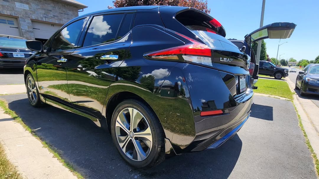 FannyStancjdzb's tweet photo. Complete interior and exterior detail for your Nissan Leaf. Start summer with a clean car. Book online or call 613-331-5091. https://t.co/YMLQraFaho