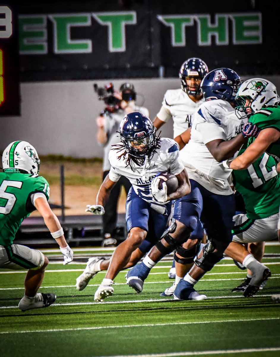JrueSimmonss's tweet photo. Great win for the team last night against a really talented Southlake, But whats next? 
151 rushing yards, 2 TD, 8 carries 
#AGTG https://t.co/siHiVYa6Ul