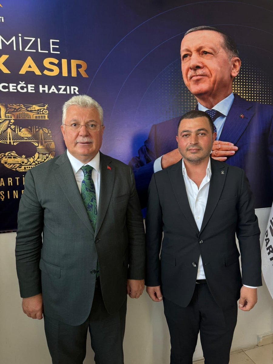 haliltasdemir79's tweet photo. Türkiye Yüzyılı Buluşmalarımız kapsamında Grup Başkanvekilimiz Sayın @akbasogluemin, Kilis’te teşkilat mensuplarımız ve hemşehrilerimizle bir araya geldi. https://t.co/zN5upZCi5H