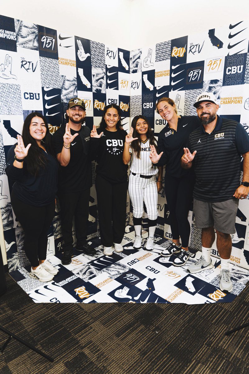 Takoah_Jones24's tweet photo. HEADING TO RIVERSIDE, CA!! ⚔️⚔️  Thank you so much to my parents for everything you do. 
And a HUGE THANK YOU to Brandon Telesco, Coach Archie, Coach Kevin, Coach Thessa and Coach Sashel. Thank you for giving me this opportunity to wear CBU across my chest. #Lanceup⚔️🩵 https://t.co/Pv4bAPjYnW