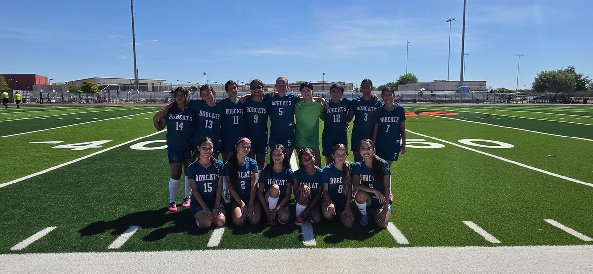 BLicerio_MPMS's tweet photo. VICTORY ON THE PITCH! Our @Puentes_MS 8th Grade Lady Bobcats came out strong, defeating the well-coached Eastlake Lady Ravens 4-1!  Way to battle, ladies! #BobcatPride #ALLIN #TeamSISD @RubyLucero23
@hks_fields @Maldo_Puentes https://t.co/Wd0Yig0Ygq
