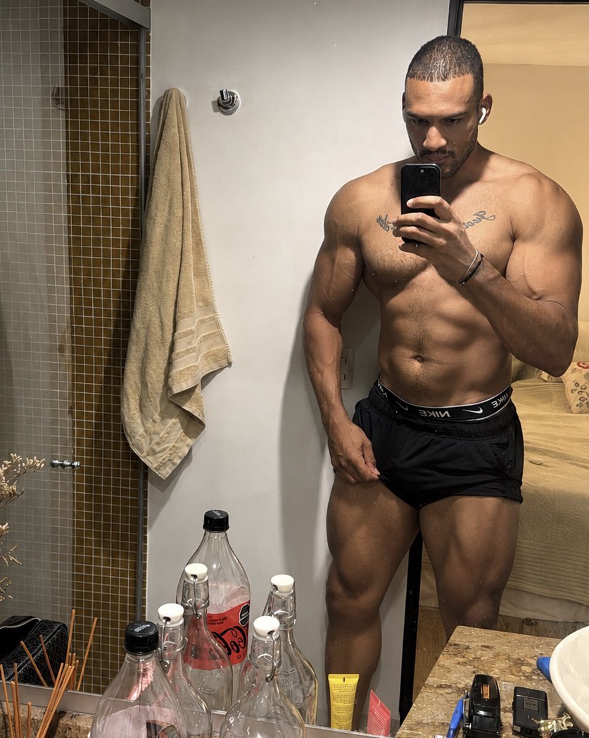 Bandid070's tweet photo. 💪🏽 https://t.co/JGLhSNmaZj