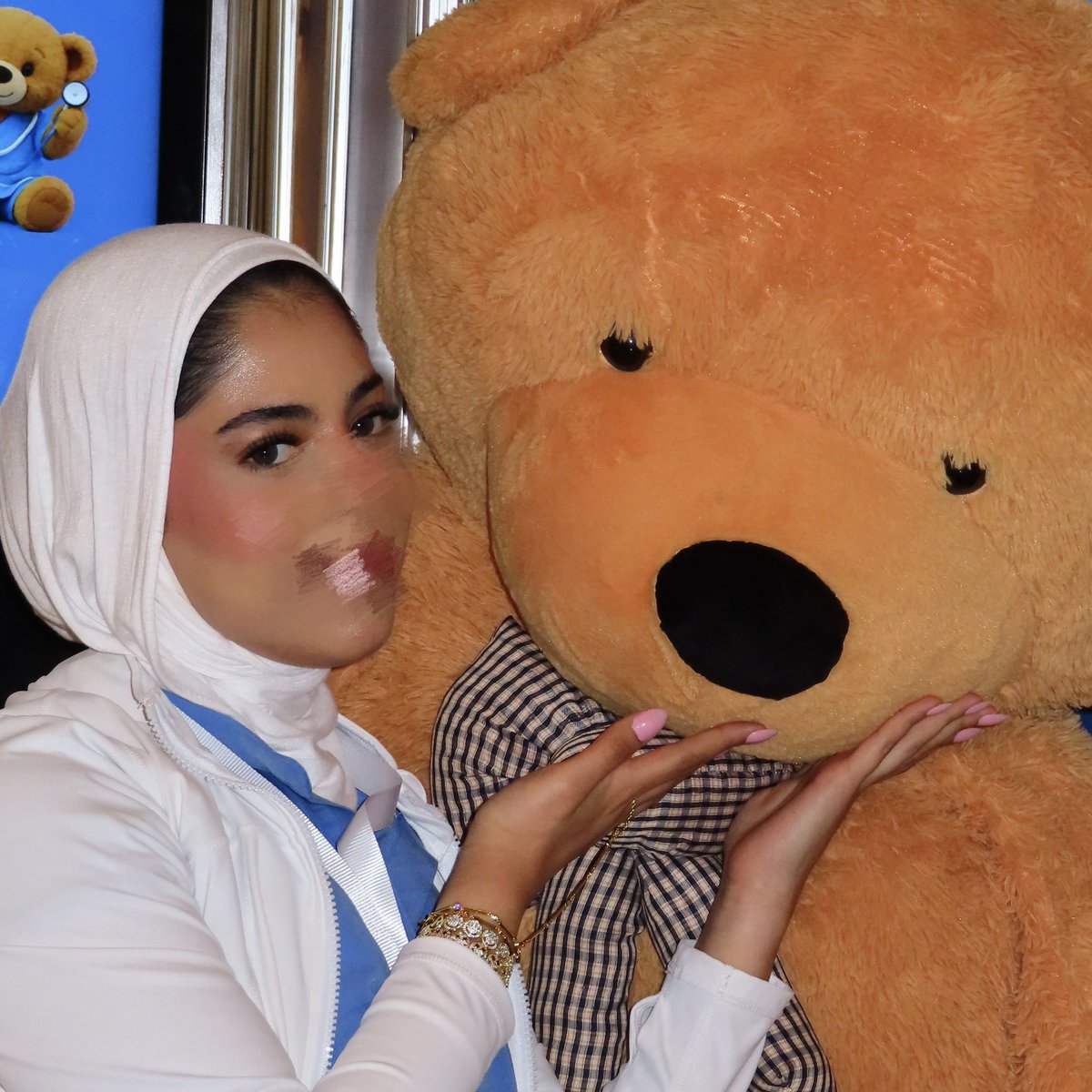 danalkhaldi's tweet photo. farewell Teddy, Till next year ๐๐งธ
#BearBackInAction https://t.co/vnKxkJWxrS