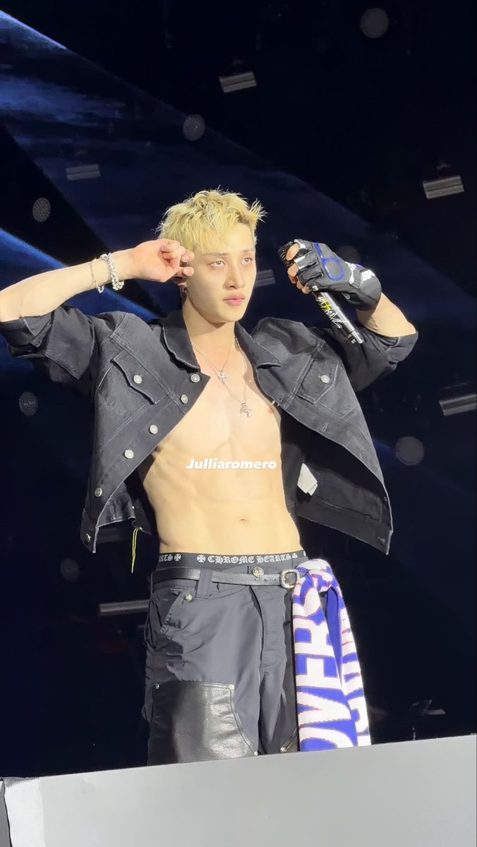 julliaromeroo's tweet photo. A melhor foto que já tirei na vida 🥵🤩🇧🇷 PQP BANGCHAN https://t.co/uGSRN9pYqe