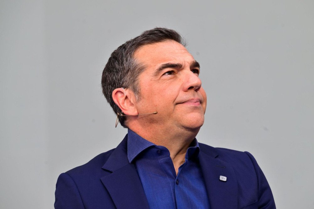 Beburosangel's tweet photo. ΠΡΟΕΚΛΟΓΙΚΗ ΒΟΜΒΑ‼️
Πρόταση από ΕΛ.ΑΣ η μισθοδοσία να καταβάλλεται κάθε 20 του μήνα για να μη ξεμένει κάνεις Έλληνας από λεφτά. https://t.co/yLzfTJawws