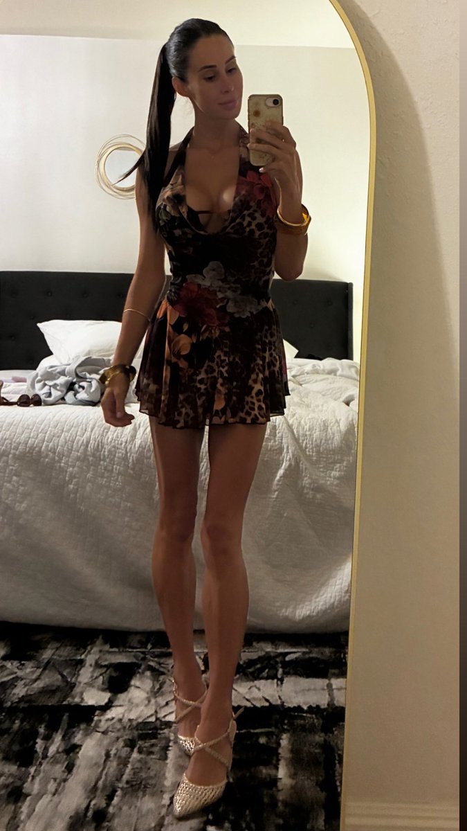 Audreywolf420's tweet photo. @era_onlyfans_ https://t.co/XaFAx245Kw