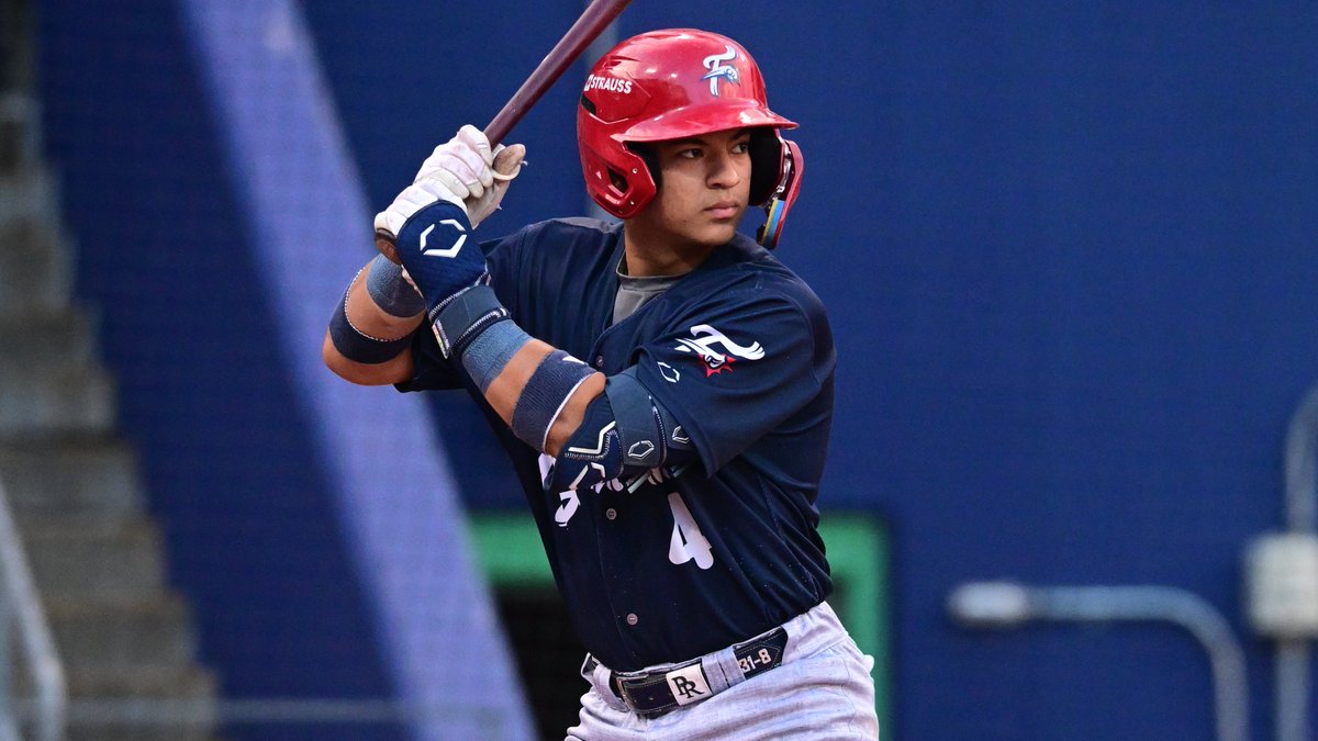 MLBPipeline's tweet photo. #Phillies SS Bryan Rincon enters the Top 100 Prospect list upon Max Clark's graduation.
More on the 22-year-old switch-hitter with 24 homers and 29 stolen bases at Double-A this season: https://t.co/mRXxNQnaWR https://t.co/epSQJwHvXt