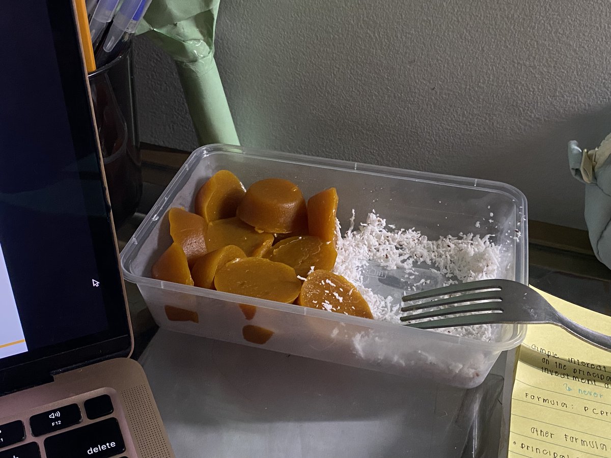 aysedty's tweet photo. study log ✿ ⋮ 03
𓋰 busmath is killing me (2)
𓋰 finished my hw & lessons in busm
𓋰 ate kutsinta as my snacks nomnom + my desk i want to add more anik-anik & change the desk
𓋰 econ asynch
#studytwtph #studytwt #ytlogs https://t.co/UAEGP0jYqu