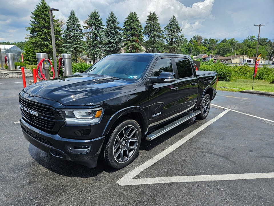 CharleneThsa's tweet photo. Ram came in for some heat-blocking tint on all sides and rear, plus a windshield visor and complimentary Tier One Touchless Wash. AutoMPressions at Tier One, Elizabethtown, PA. https://t.co/yRhCbOp8wo