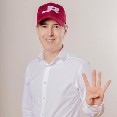 jorgegogdl's tweet photo. José Ramón Gómez Leal @jrgomezleal , senador de Morena por Tamaulipas acumula 104 faltas a votaciones. Es el mismo que se lee en chats con el “rey del Huachicol” que reveló @narcopoliticos_ esta semana. https://t.co/LvjDebqFee