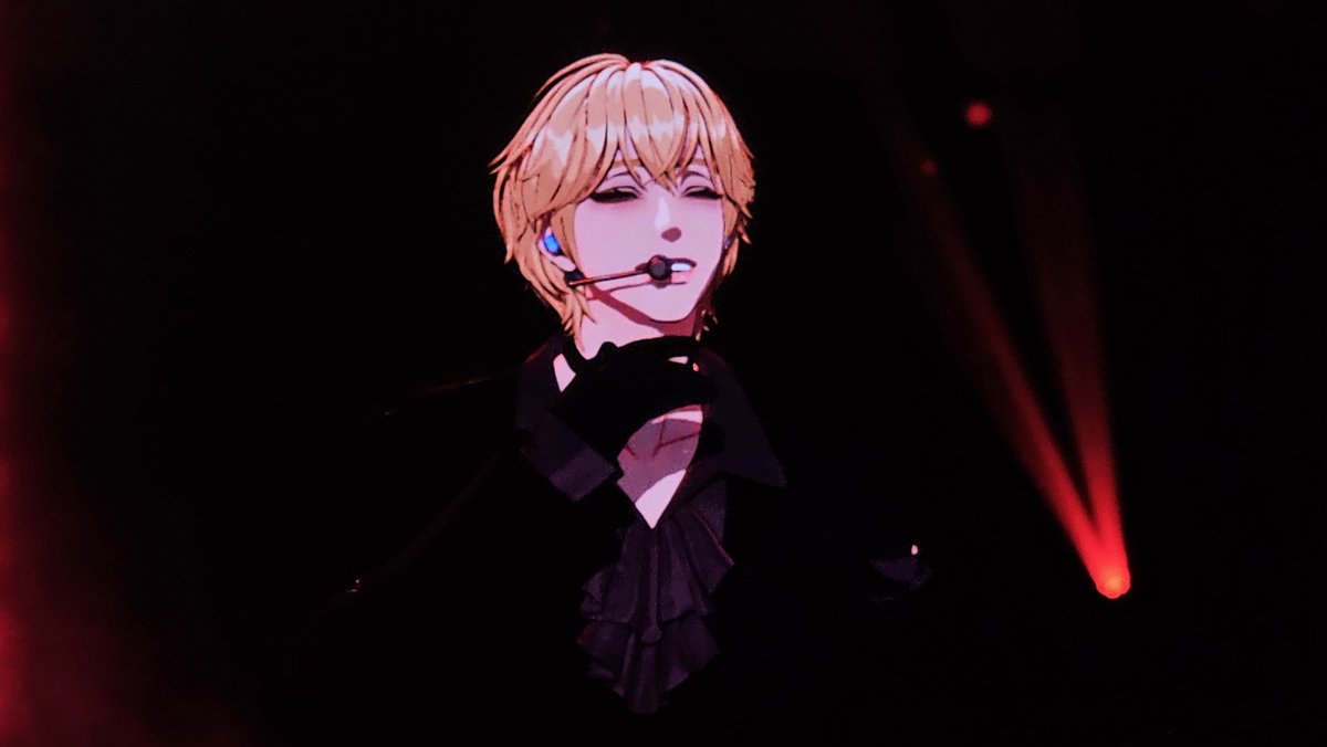 IamNN_PLLI's tweet photo. 누가 화질개선 좀 해줬으면........... https://t.co/R8StcgIHEM