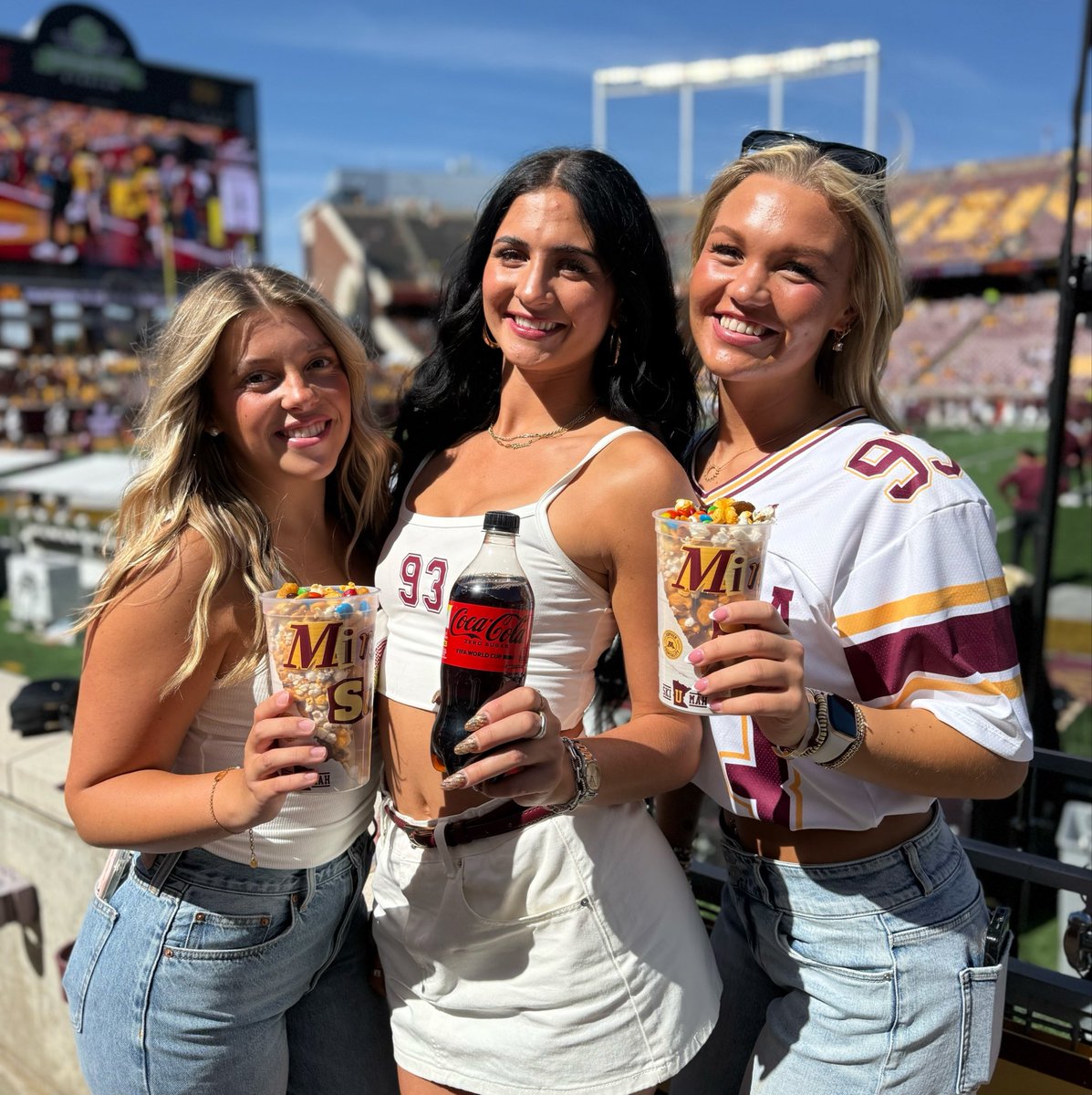 GopherFood's tweet photo. All your @olddutch faves. ONE cup.
And yeah… you’re gonna want this.

🎯 Hall of Faves
📍 Sections 110 &amp; 139
🏠 Take the Gopher game day vibes home.

#GopherGrub #Gophers #GoGophers #GopherGameDay https://t.co/ZAGCWA9HPB