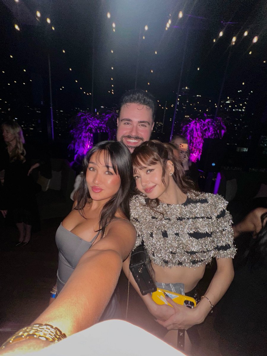 TeamLISAfr's tweet photo. 📸 #LISA via le compte IG nickpalmai 🎇 https://t.co/7cFXbcIgka