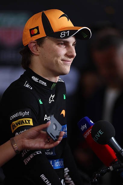 oscpoleposition's tweet photo. If Oscar Piastri has 100 fans, I’m one of them
If he has 10 fans, I’m one of them
If he has one fan, that's me 
If he has no fans, it means I’m dead https://t.co/NK08yEOcb8