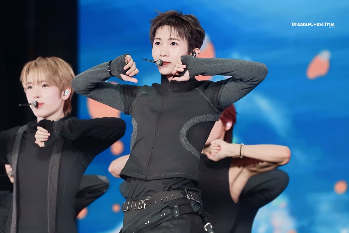 R0804dct's tweet photo. 260913 Music Bank 🇪🇸

🖤

#NCTWISH #엔시티위시
#료 #RYO #リョウ https://t.co/WIyoHJ5sYX
