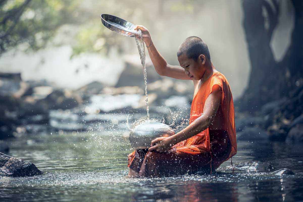 BabaRamDass's tweet photo. Allowing Ourselves to Experience Our own Beauty 🔗 https://t.co/hX1AfR71Ch 
"The first thing I had to do was accept my own truth. I had to allow myself to be a human being." - Ram Dass
#ramdass #beherenow #loveserveremember #beauty https://t.co/6dQTXlFf07