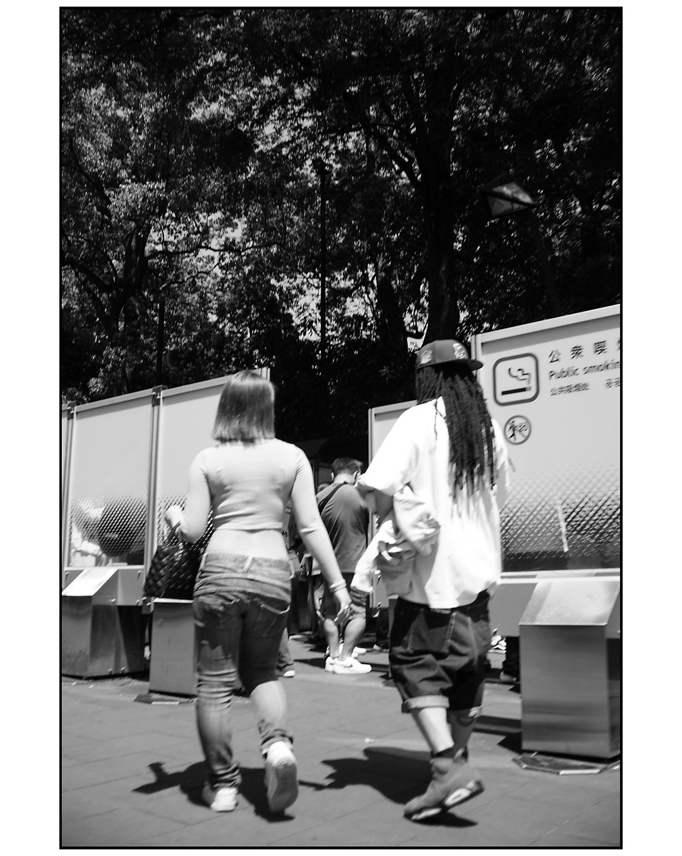 paco_mjp's tweet photo. 2026/05/05 湯島-上野広小路-上野
sony a7c canon serenar 28mm f3.5
#streetsnap #roadside #blackandwhitephotography
#上野 #ueno #上野恩賜公園 #sony #sonyalpha #canon #serenar #street #streetphotography #road #roadsidephotography #monochrome #blackandwhite #bnw #bnwphotography https://t.co/flmBil3J95