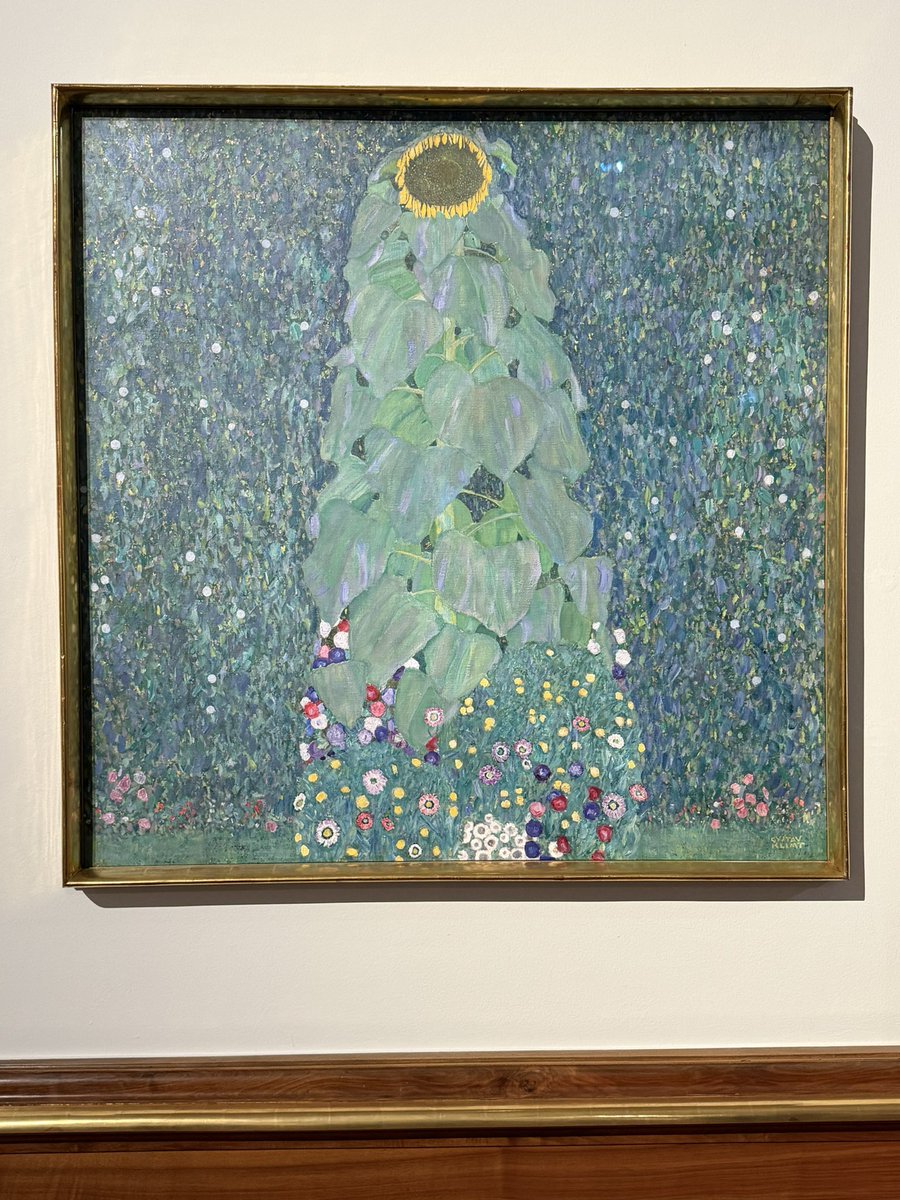oooo_xin's tweet photo. Finally got to see Klimt https://t.co/bVpimfuwQK