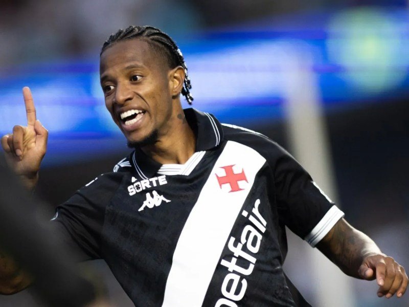 emerson_rocha's tweet photo. SUSPENSO
O volante Tchê Tchê está fora do jogo contra o Coritiba, na próxima rodada. Estava pendurado e levou o terceiro cartão amarelo diante do Grêmio. https://t.co/eX5RNTYlkm