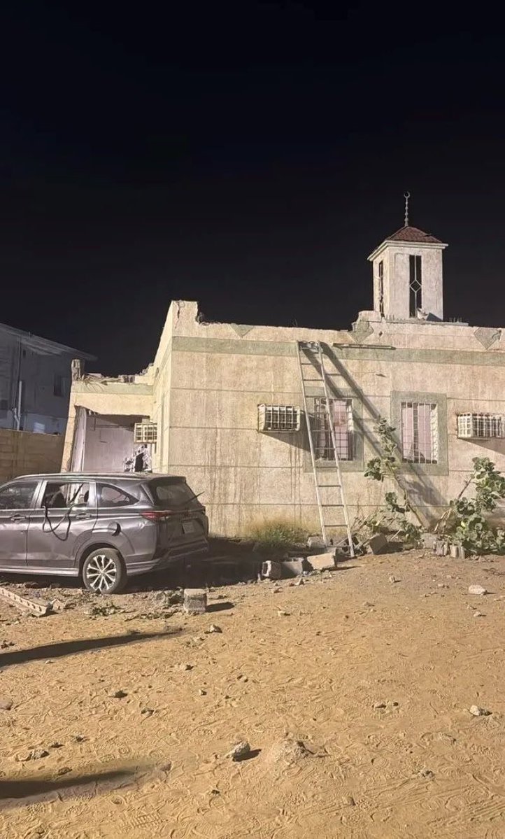 abdullah113438's tweet photo. حسبنا الله ونعم الوكيل ..

حتى المساجد حتى دور العبادة لم تسلم من إرهاب المجرمين الحوثيين !!

اللهم عليك بالحوثيين ومن والاهم .. https://t.co/xfqD9cstEn