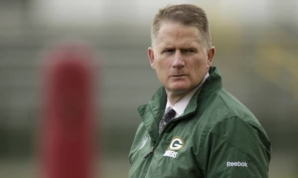 BookOfEli_NFL's tweet photo. So the #Packers got the extension done and aren't even paying Kraft the most TE money all time???

Build the Russ Ball statue immediately. https://t.co/R4dHg2HKOw