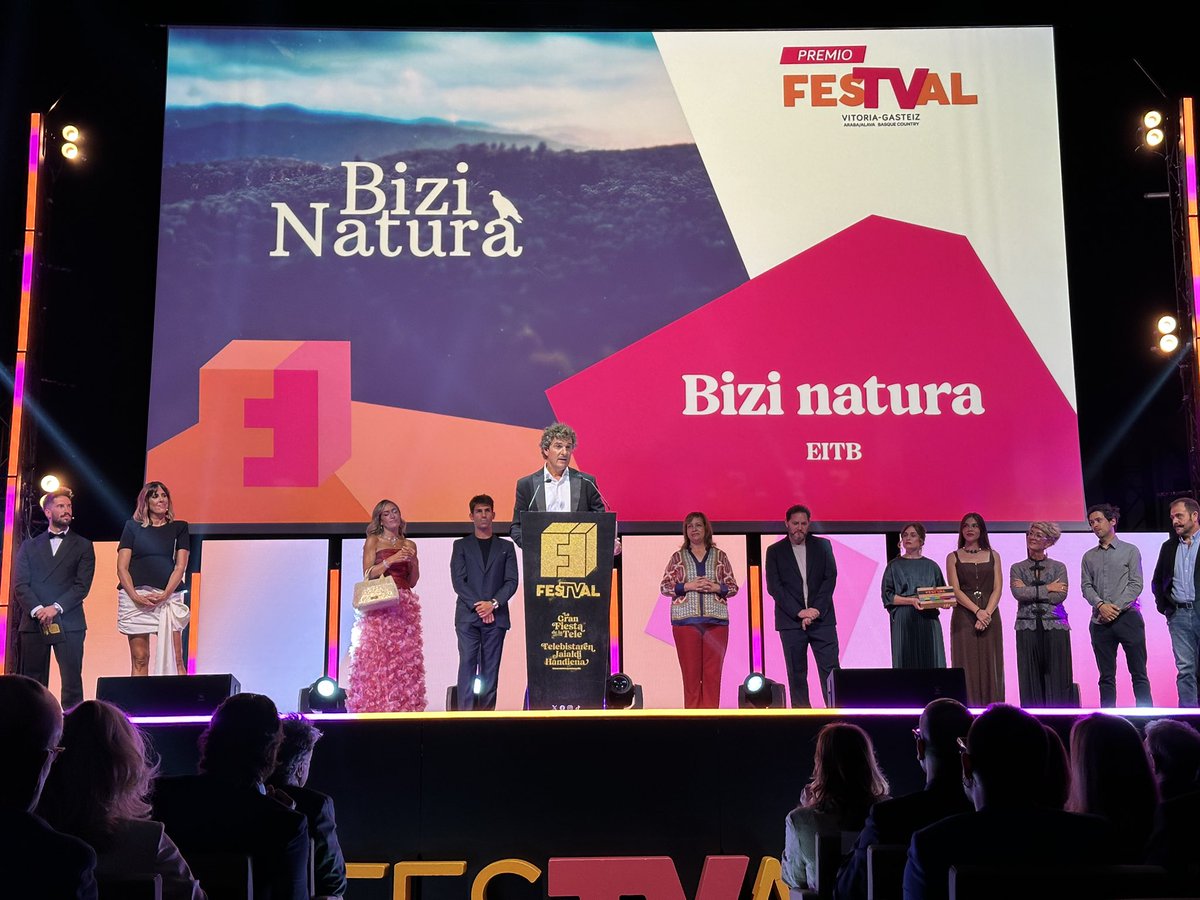 euskaltelebista's tweet photo. 🧡📺 #ETB-ko ‘Bizi Natura’ programa saritu berri dute!
#FesTVal-ek azpimarratu du saioak erakutsi duen gaitasuna "Erresuma Batutik kanpo '#Springwatch 'formatu arrakastatsuaren lehen egokitzapena Euskal Herrira ekartzeko
#BiziNaturaETB @FesTVal @eitbtaldea @BBC #garena https://t.co/I08O8CEUhg