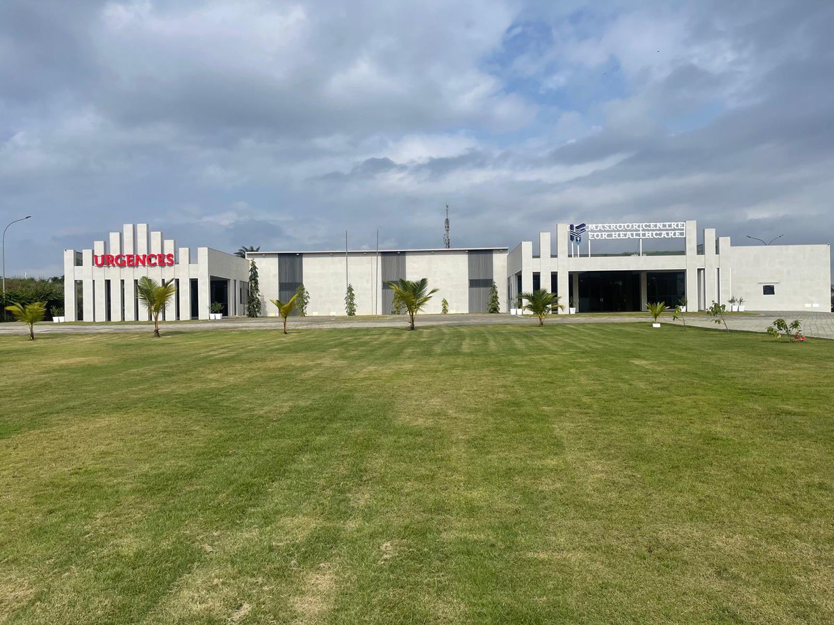 HFI1995's tweet photo. The @MasroorCentre is aiming to be totally green using #solar power and has been equipped with high quality #medical equipment 

#MCH_Inauguration https://t.co/WzKVxrfnE0