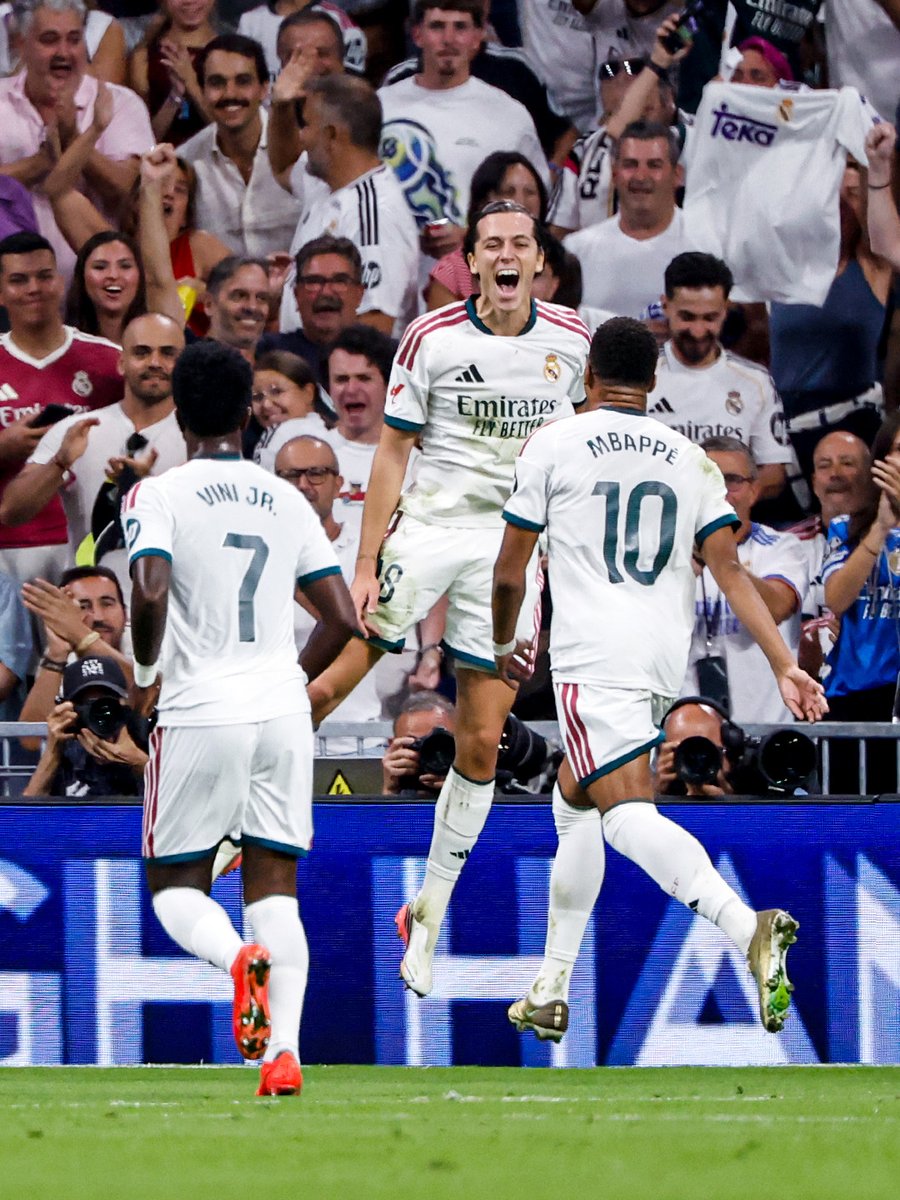 realmadrid's tweet photo. 🔥 VAMOS 🔥 https://t.co/bzP0HaPENm