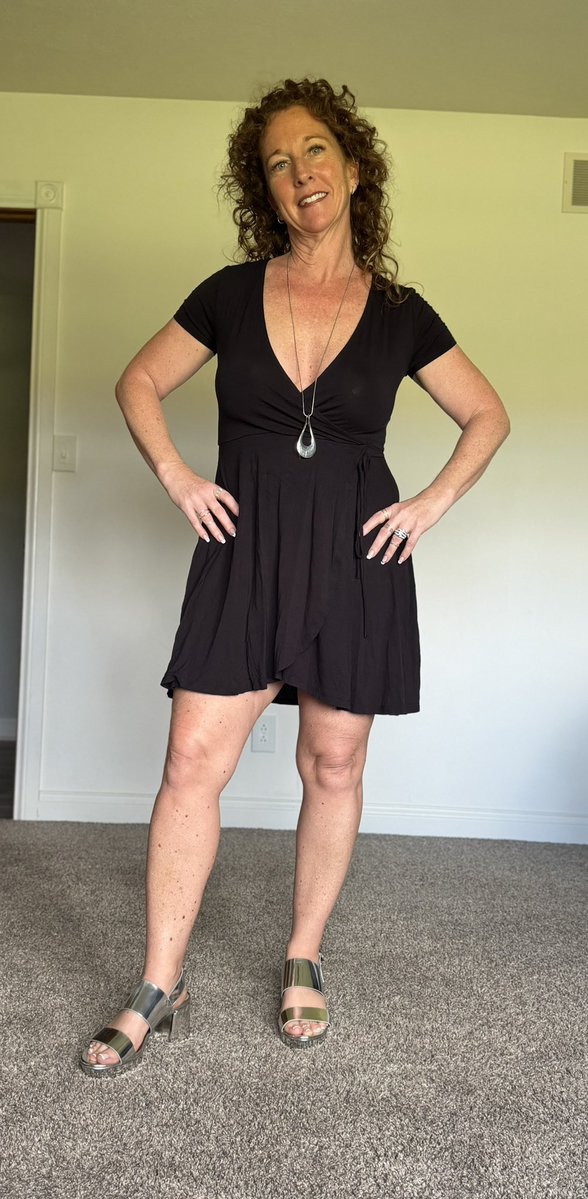 MsKinkyCurls's tweet photo. Going to a vanilla event….to see how I’m honoring my pineapple side #MILF #Hotwife #onlyfans #realperson #realsex #nobots
https://t.co/Fe1RSN3vkV
https://t.co/jHb4Ziw6uZ https://t.co/QmRfgQVtaL