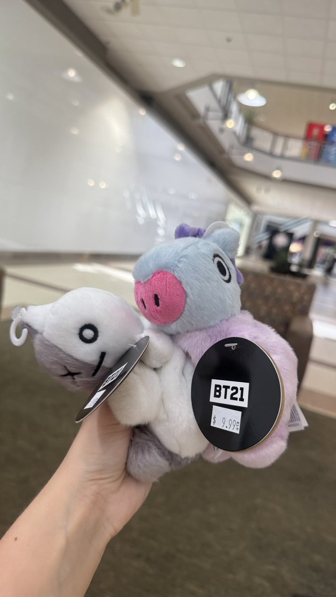 1343x40's tweet photo. just found these in the wild and had to buy them https://t.co/jXXBDGaQxE