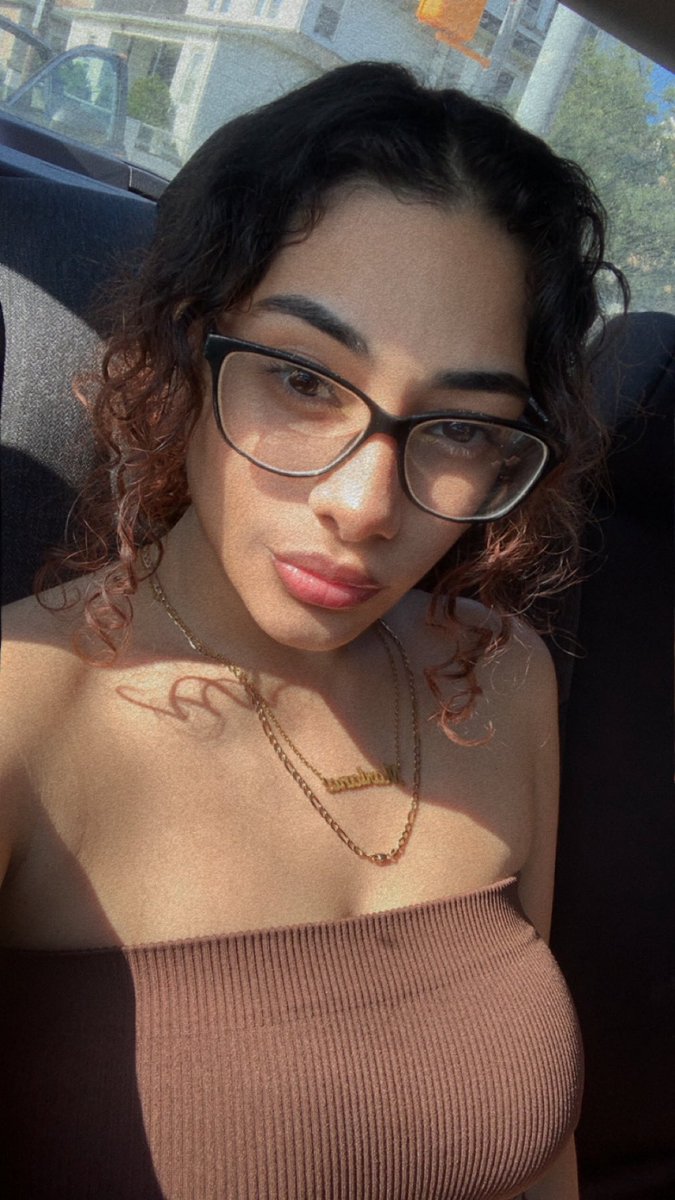 yslQueen654's tweet photo. Day out in all brown 🥥🍂 https://t.co/Mvqt81evAJ