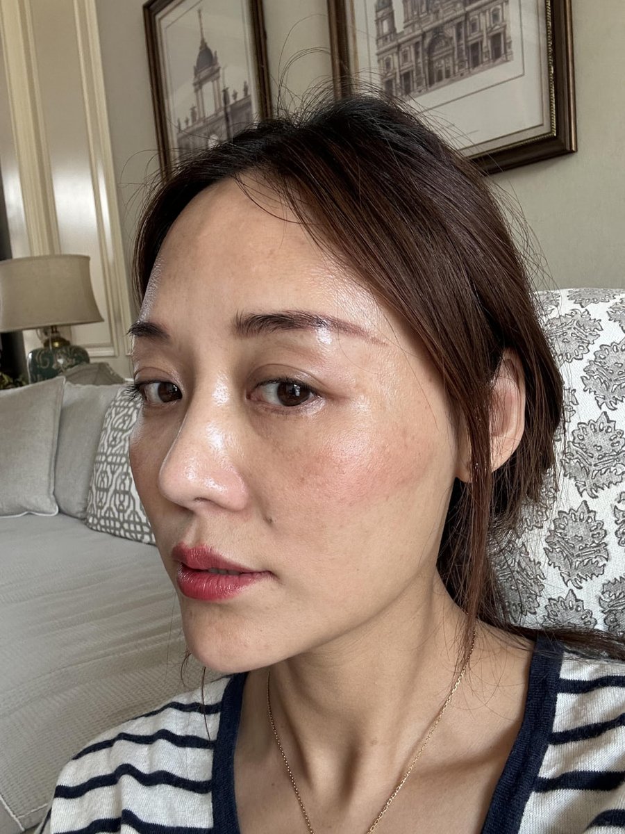 1P3u3's tweet photo. 快奔四了，女人正值如狼似虎、知性成熟的年纪，所以你们说，我这样毫不避讳、大胆追求自己想要的生活，有错吗？ https://t.co/NnAk1ZjBSi