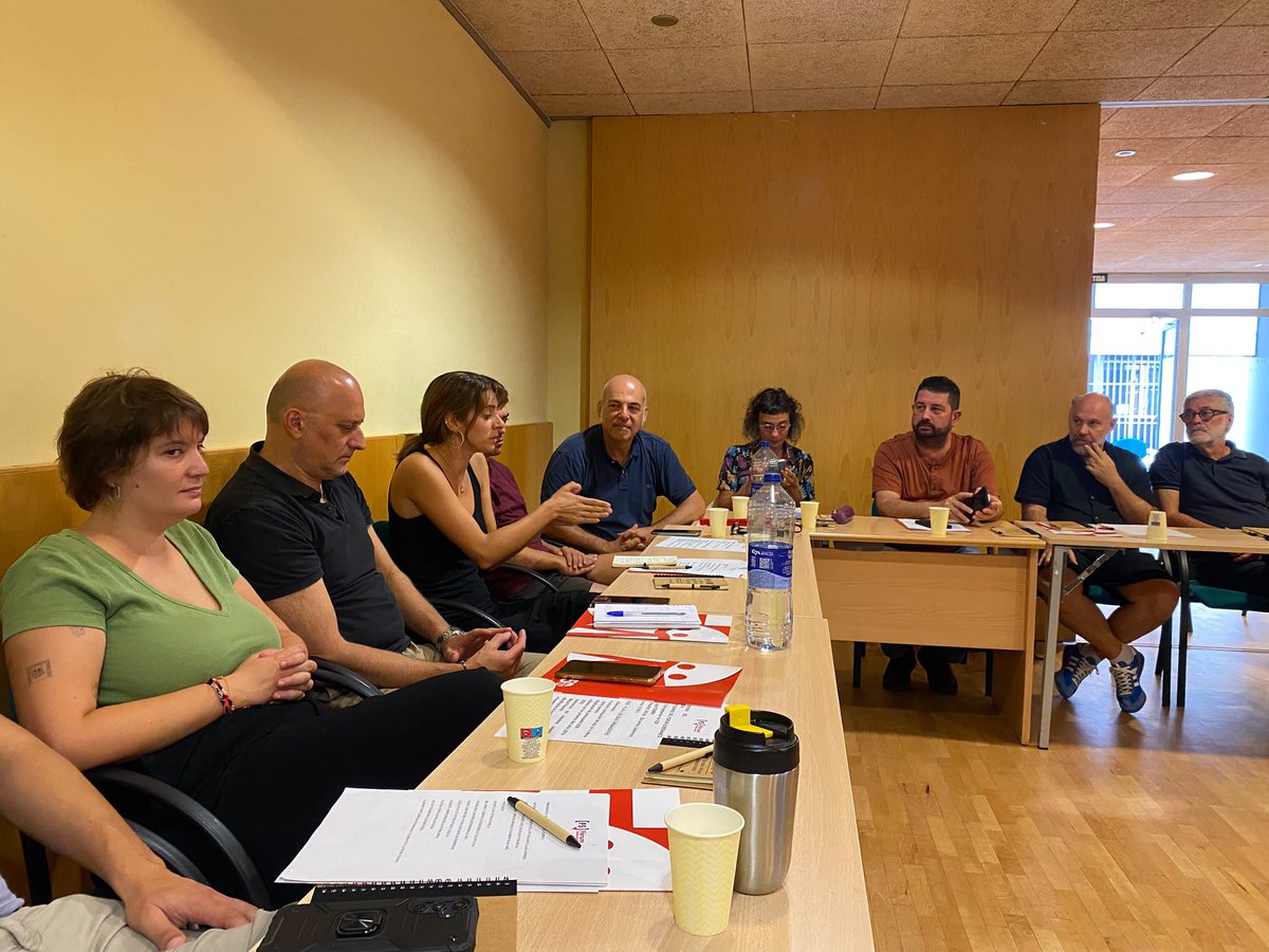 InterSolidaria's tweet photo. Participem a l' assemblea ordinària del Fòrum Sobiranista que aglutina les fundacions i els espais de pensament del sobiranisme d’esquerres de Catalunya, Euskal Herria, Galiza, les Illes Balears, el País Valencià i les Illes Canàries. Idees transformadores per a un món complex. https://t.co/25mZp1tz6q