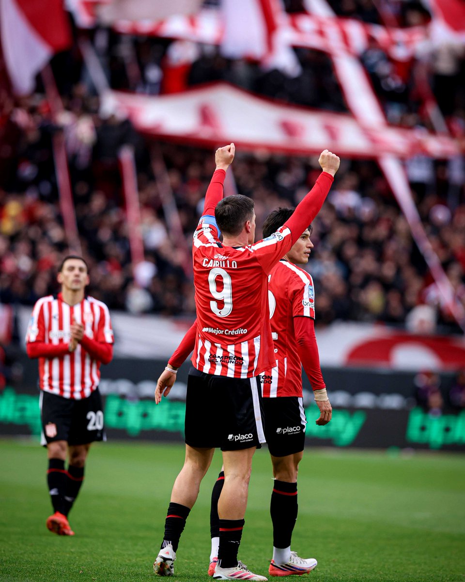 EdelpOficial's tweet photo. Yo quiero un héroe 🙌🦸‍♂️ https://t.co/MWvFFXQpkw