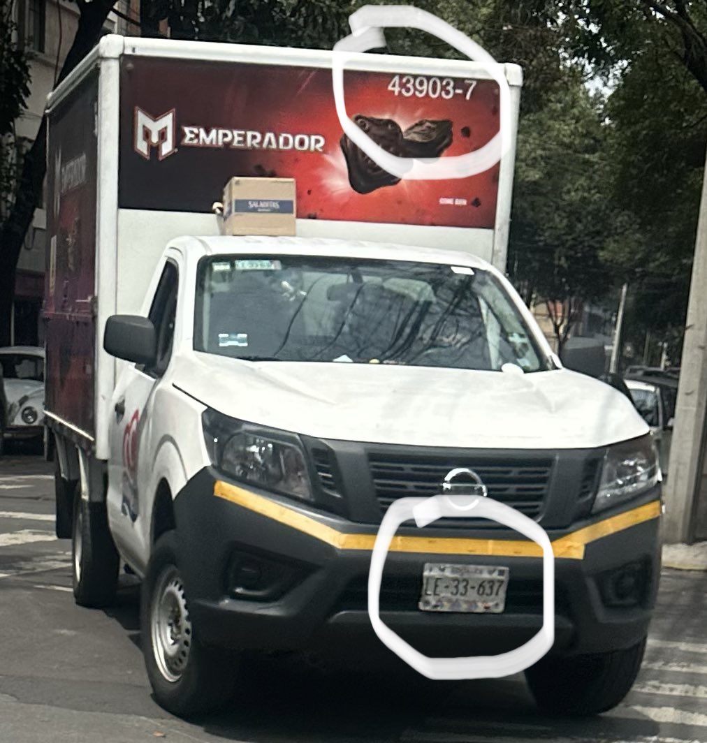 angivaldes's tweet photo. @SSC_CDMX Quiero reportar a esta unidad d GAMESA en sentido contrario sobre Velázquez d León, Col Sn Rafael,Cp 06470  alcaldía Cuauhtémoc en donde casi choca d frente con otro auto y provoca un accidente 😡 https://t.co/uSBfeEF0y2