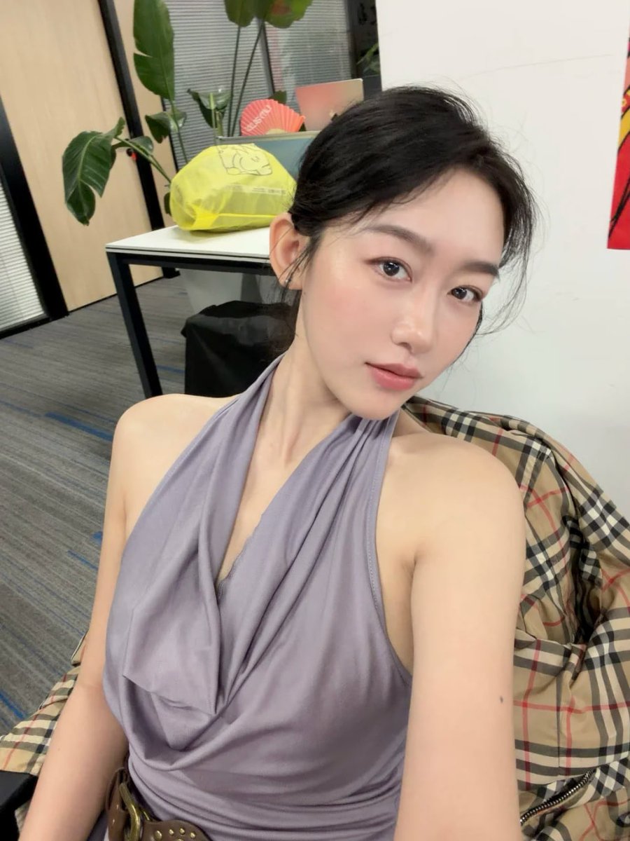 antitofri123's tweet photo. 30+找个搭子，不卖，别提钱 https://t.co/LLHialHMI0
